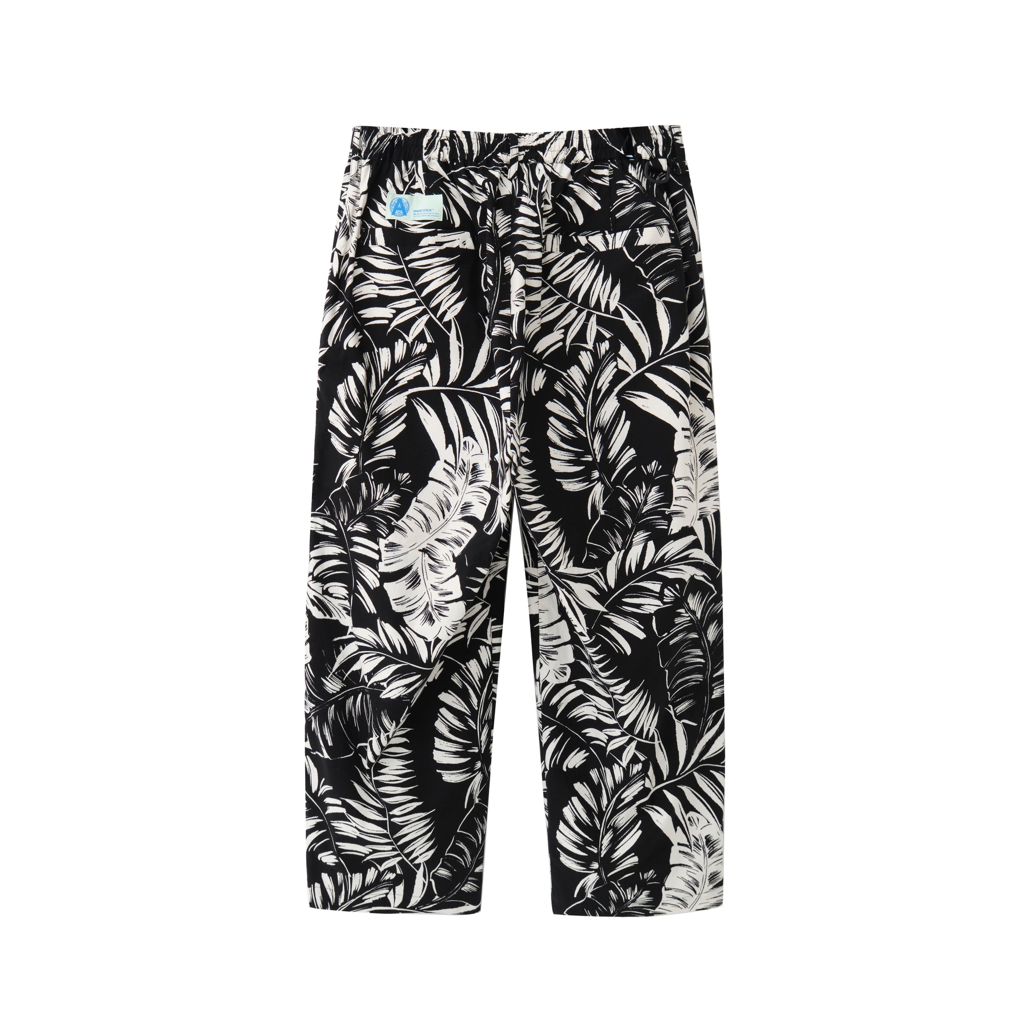 IDEAL CHILLIN CROPPED (BLACK) – MAGIC STICK ENTERTAINMENT 